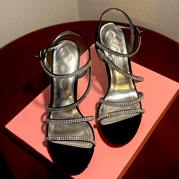 Gently Worn Women’s Nina High Heels - Picture 2 of 4